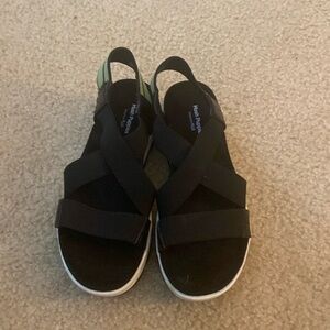 Hush Puppies bounce plus strappy sandal in black